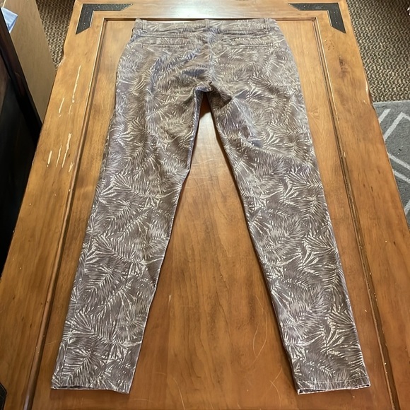 Democracy NWT Absolution Booty Lift Jegging Size 8 - Picture 10 of 15